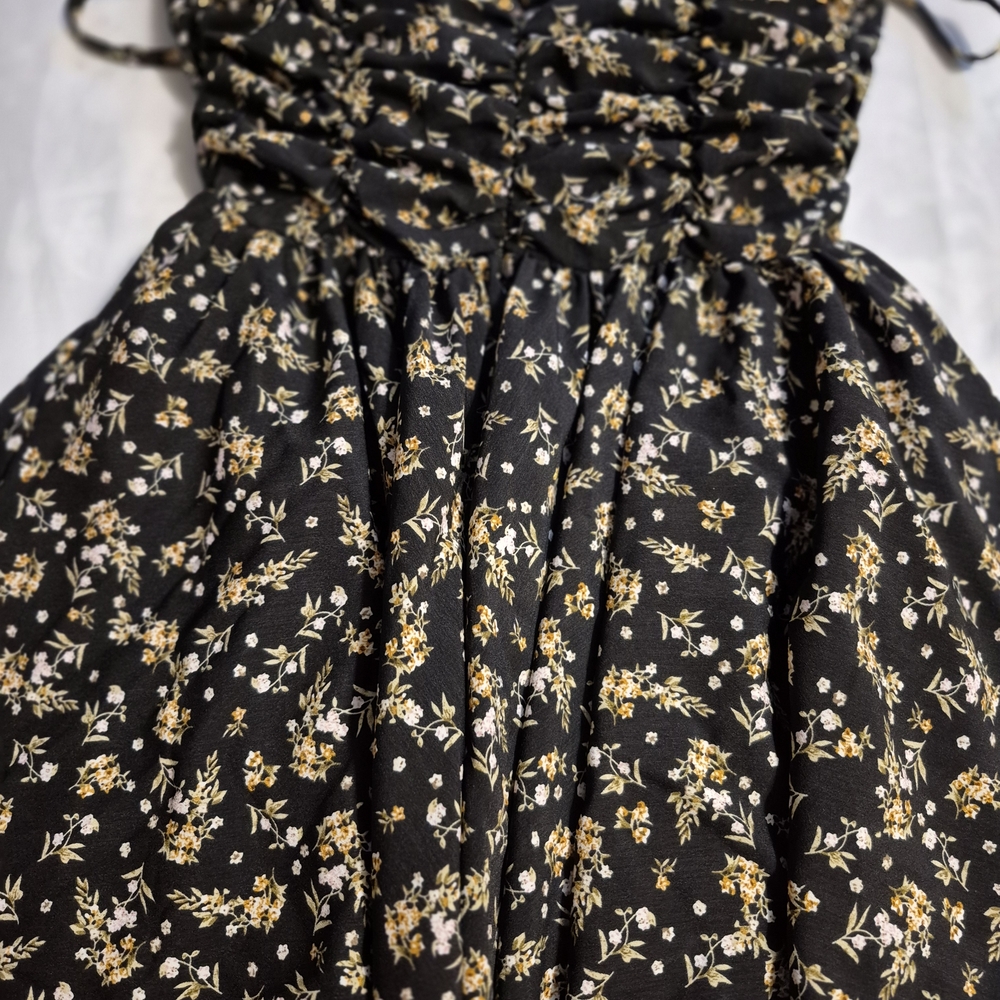NWT RSQ Black Flowy Cottagecore Floral Dress - Picture 7 of 7